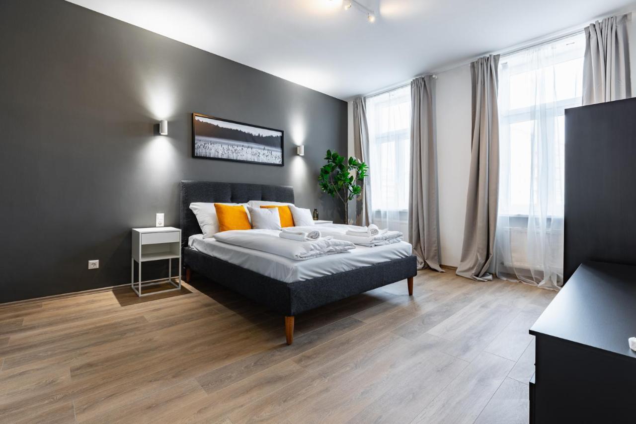 Newley Renovated Apartment Next To Hannovermarkt Wien Exteriör bild
